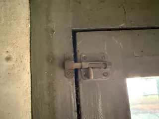 Ventana antigua madera y cristal grande