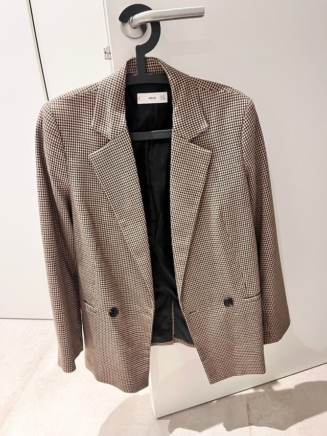 Blazer Mango Cuadros Beige y Marrón