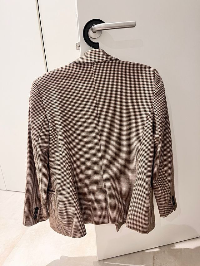 Blazer Mango Cuadros Beige y Marrón