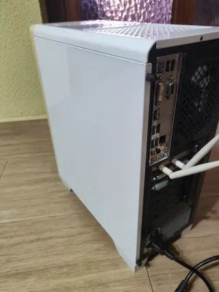 CPU Ordenador Sobremesa i5 Blanco