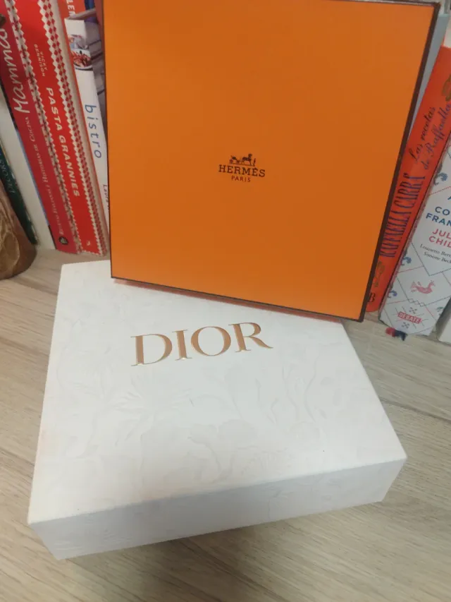 Cajas Hermes y Dior