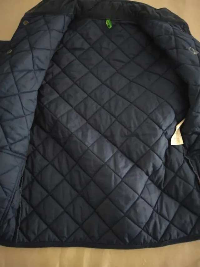 chaqueta husky Benetton ñiños 8 años