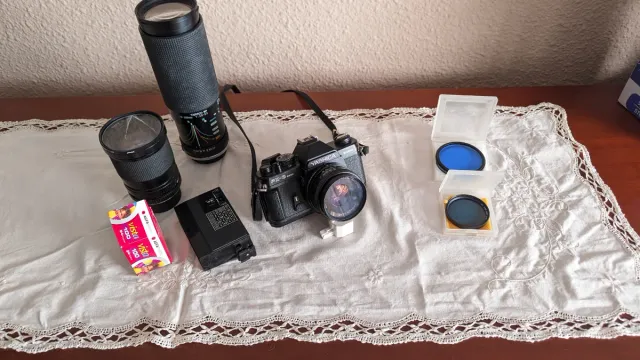 Yashica FX-3 Super 2000 Cámara Analógica