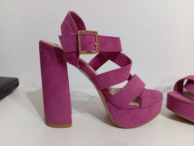 Tacones Buganvilla Plataforma Tacon. Usado dos vec