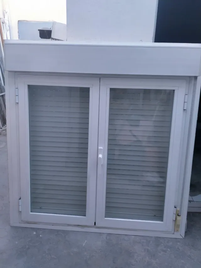 Ventana 135x130 Climalit con Persiana