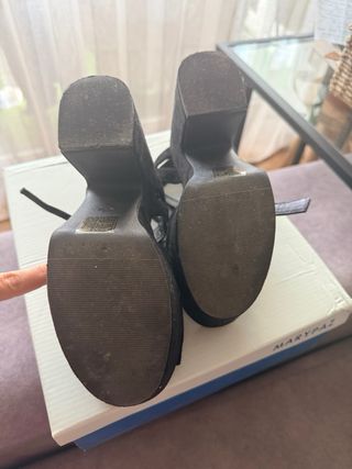 Zapatos de tacón MARYPAZ negros