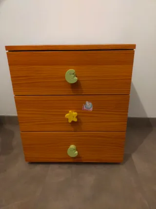 Mesita de noche infantil madera