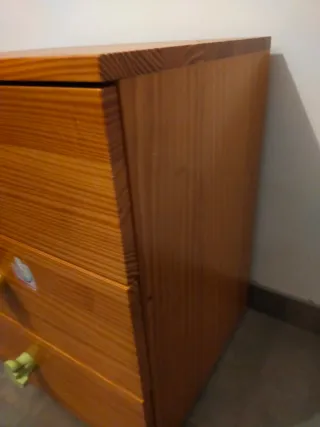 Mesita de noche infantil madera