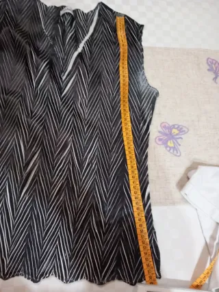 Camicetta elasticizzata fantasia chevron