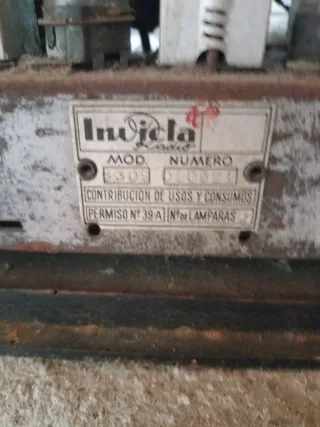 Radios y tocadiscos antiguo madera