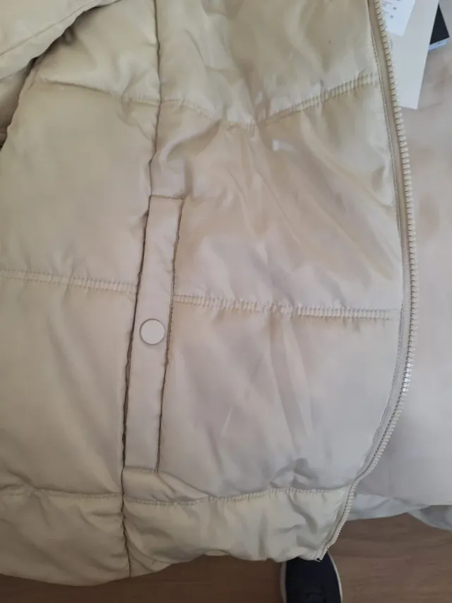 Anorak Cortefiel con capucha