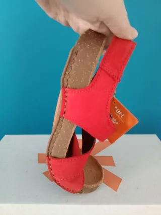 Sandalias Art 36 nuevas con etiqueta rojas