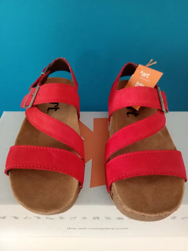 Sandalias Art 36 nuevas con etiqueta rojas