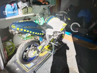 BMW R1100S RANDY MAMOLA