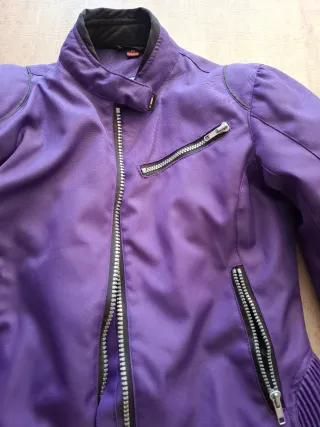 Chaqueta de motorista morada