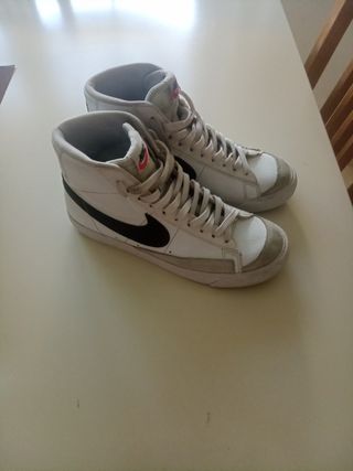 Nike Blazer