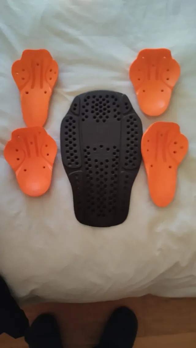 Chaqueta y protecciones