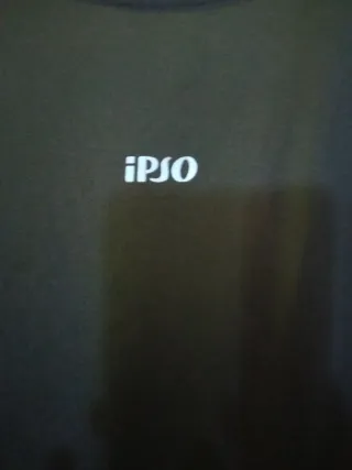 Camiseta deportiva IPO negra y amarilla