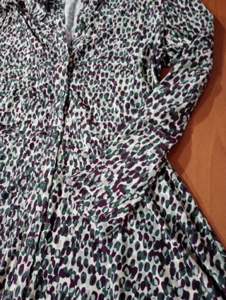 Vestido estampado verde y morado