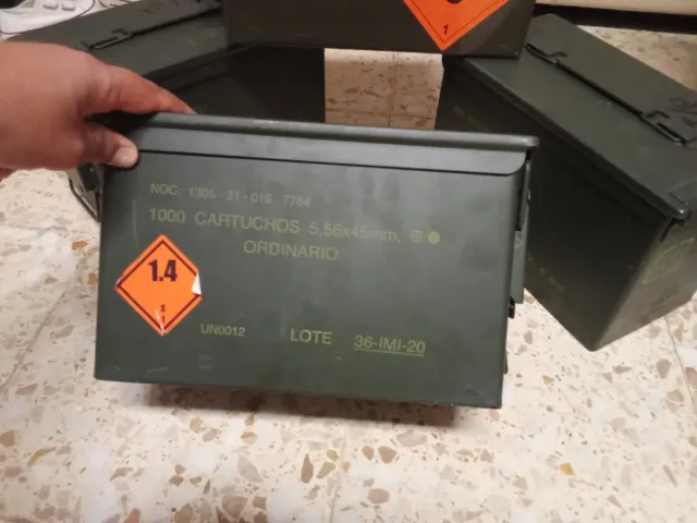 10 Cajas de Munición Militar Vacías