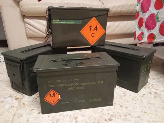 10 Cajas de Munición Militar Vacías