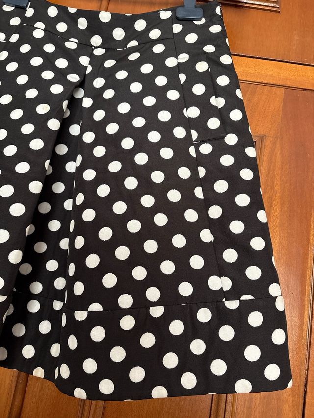 Falda Purificación García lunares