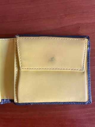 Cartera Lacoste Gris y Amarillo