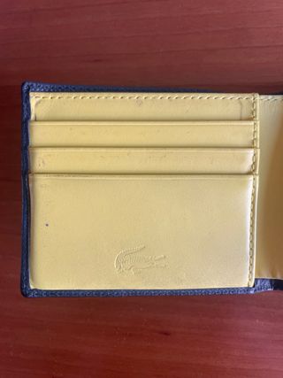 Cartera Lacoste Gris y Amarillo