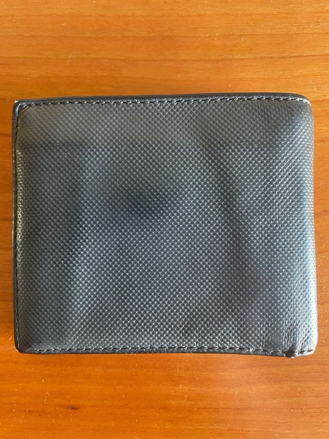 Cartera Lacoste Gris y Amarillo