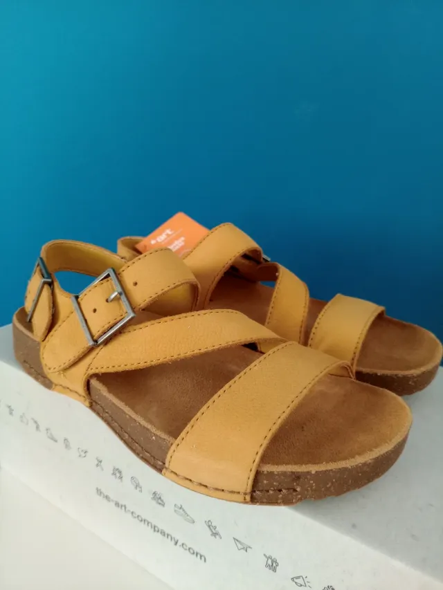 Sandalias Art talla 36 nuevas con etiqueta mostaza