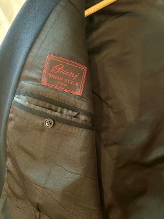 Abrigo Brioni Caballero Negro 100% cashmere.