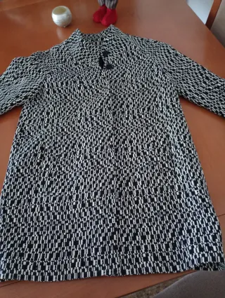 Abrigo Zendra Negro y Blanco