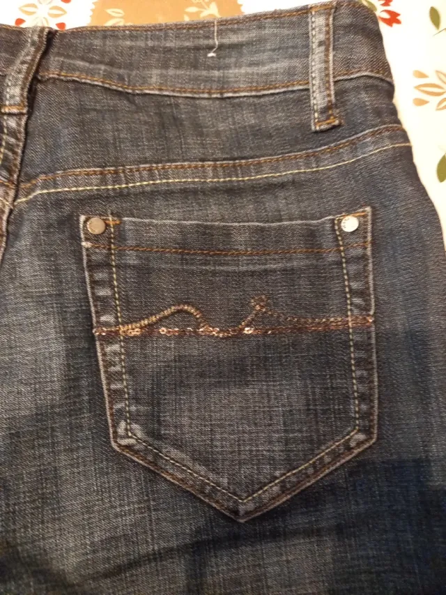 Pantalón vaquero azul oscuro