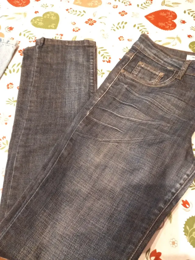 Pantalón vaquero azul oscuro