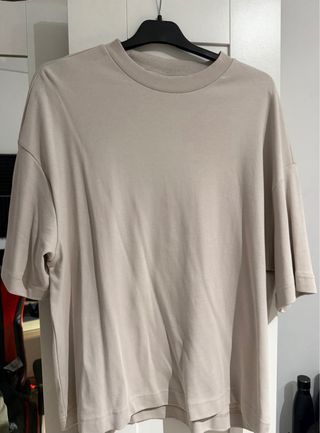 Camiseta Beige Bershka M