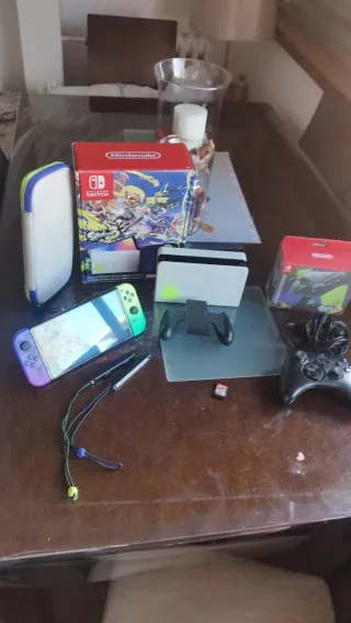 Nintendo Switch OLED Splatoon 3 + MK8