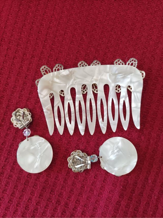 Peina y pendientes nacar