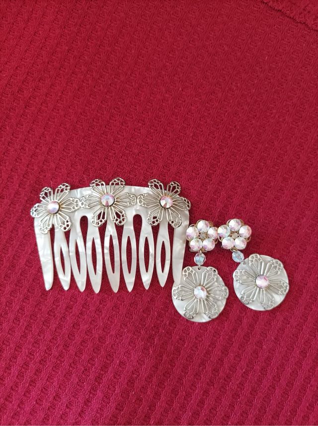 Peina y pendientes nacar