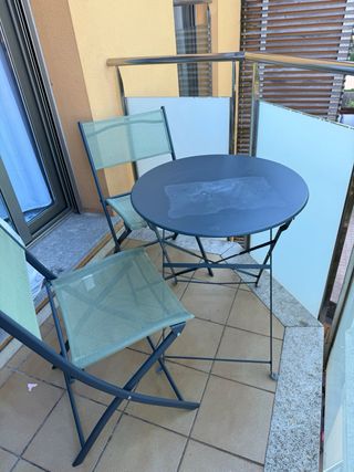 Mesa y 2 Sillas Plegables Balcón