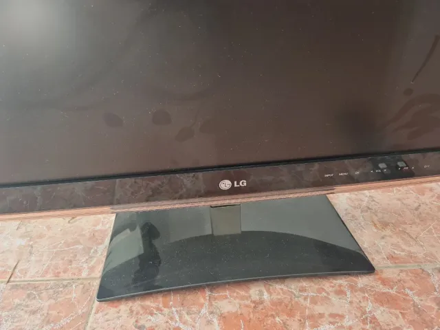 Televisor LG Negro..