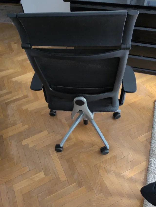 Silla de oficina Sedus negra Open Up