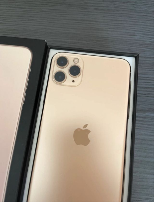 iPhone 11 PRO MAX ORO