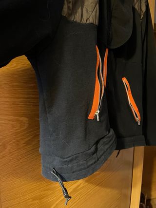 Chaqueta Zara Deportiva Negra Verde Militar