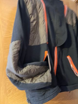 Chaqueta Zara Deportiva Negra Verde Militar