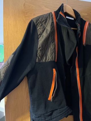 Chaqueta Zara Deportiva Negra Verde Militar