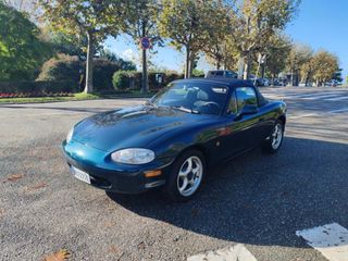 Mazda MX-5 2000