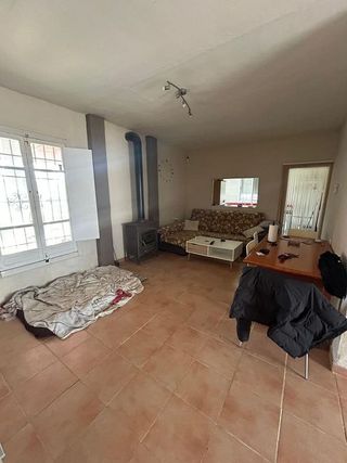 Chalet en venta en Carmona