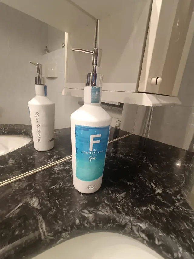 Dispenser sapone da bottiglia Gin Formentera