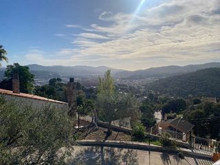 Chalet en venta en Castellví de Rosanes