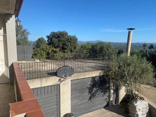 Chalet en venta en Castellví de Rosanes